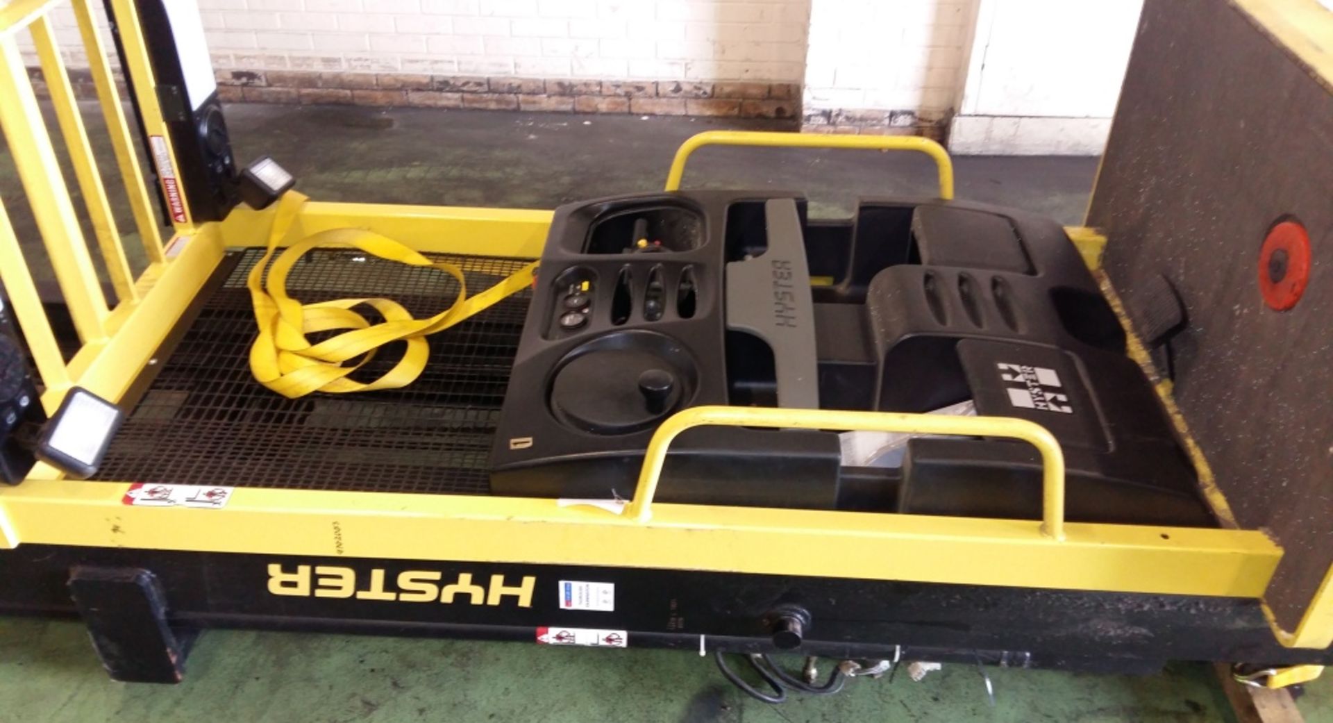 Hyster R30XMF Order Picker - disassembled - Image 4 of 12