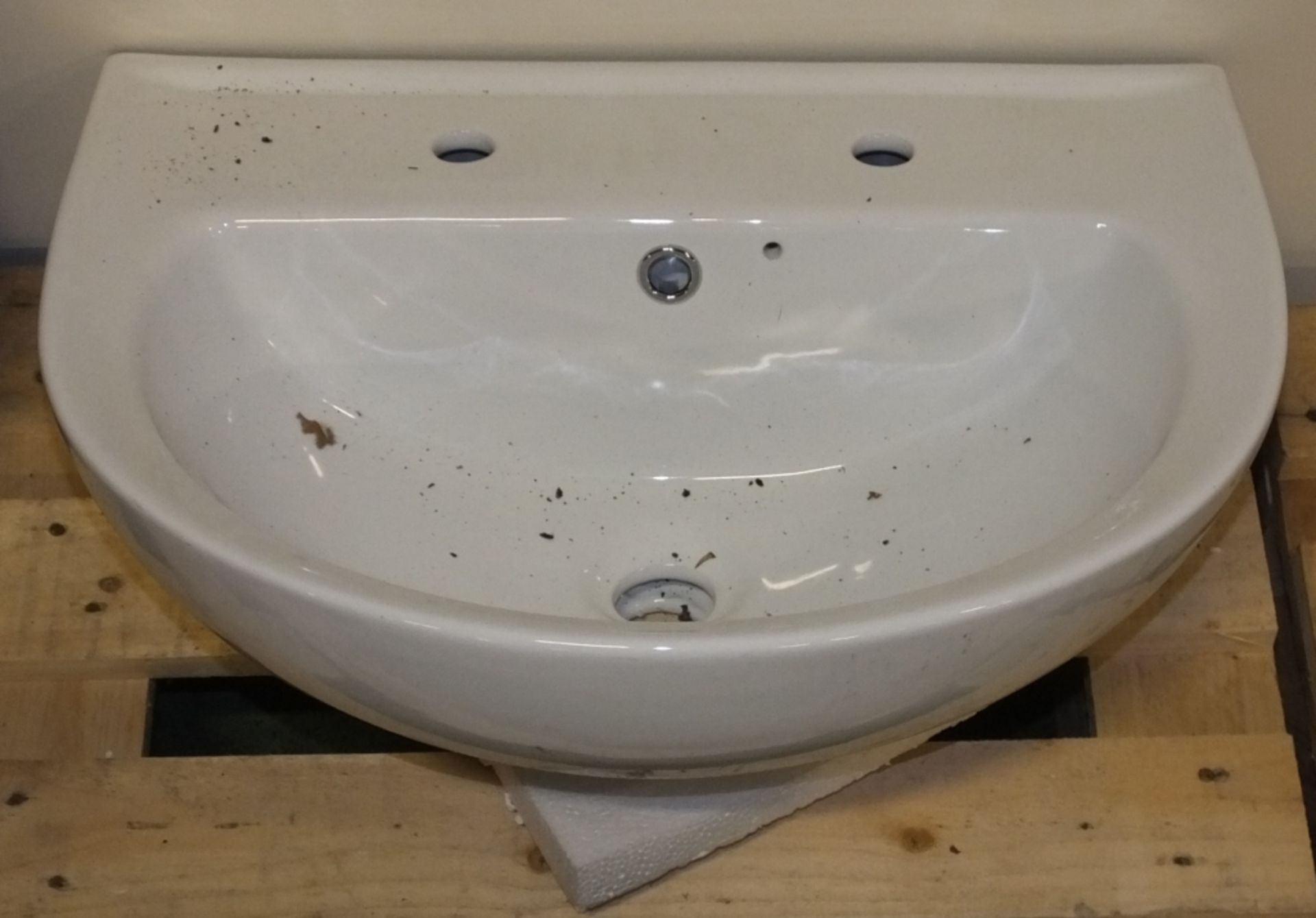 2x Ceramic Sink Basins - Image 2 of 3