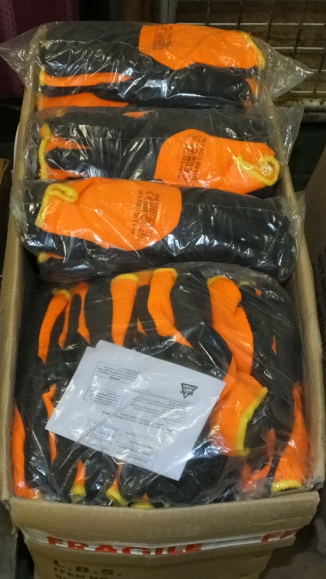 120x Pairs Thermal Gloves - Size 10