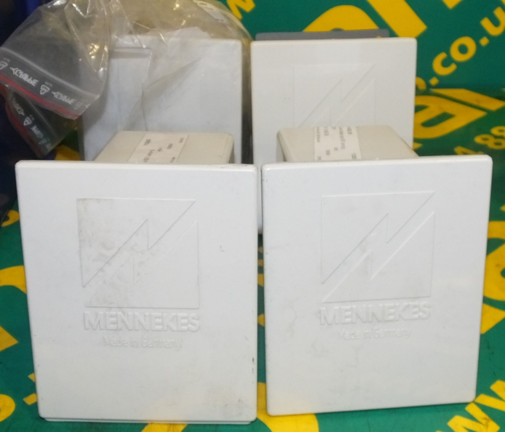 4x Mennekes 8001 Wall Jack Face Boxes
