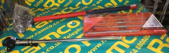 Neilsen 4 piece super long taper punch set, Draper 640mm Flexible handle, Spear & Jackson