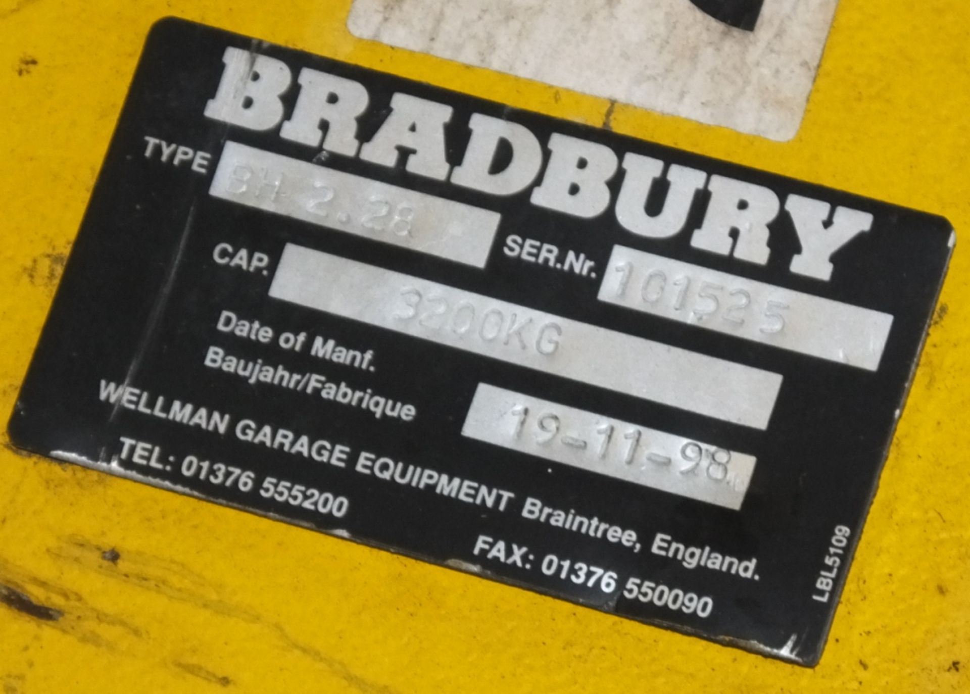 Bradbury BH 2.28 - 3200kg 2 post vehicle lift - Image 3 of 4