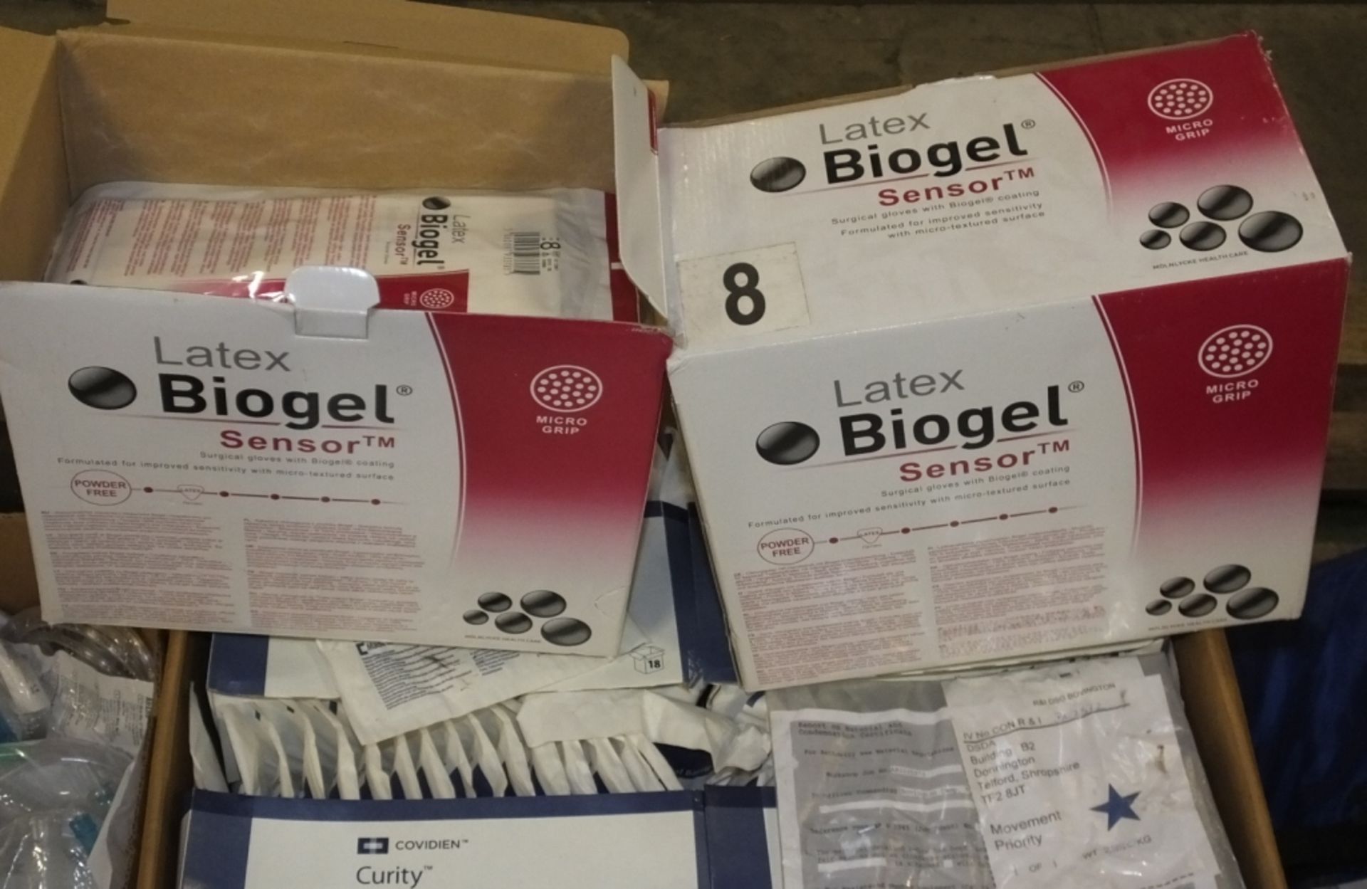 2x Boxes of Latex Biogel Surgical Gloves, Coviden Abdominal Pads, Carefusion Airlife Tubes - Image 2 of 5