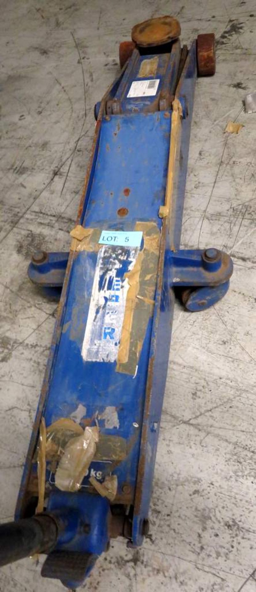 Weber 10 Tonne Vehicle Trolley Jack Complete With Handle - WDK100LQ - Working Condition - Image 3 of 7