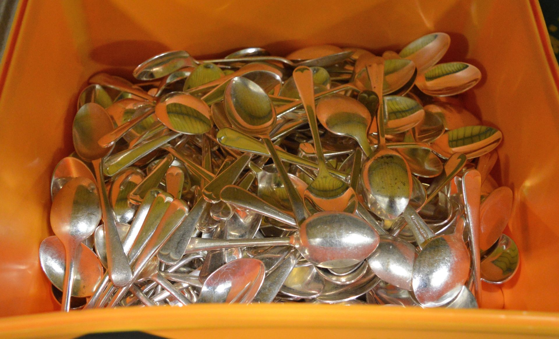 Approx 290x Small Tea Spoons.