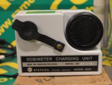 Dosimeter Charging Unit Model 4800.