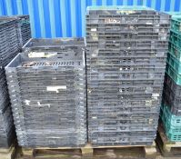 Approx 73x Plastic Trays - Internal dims 540 x 350 x 80mm.