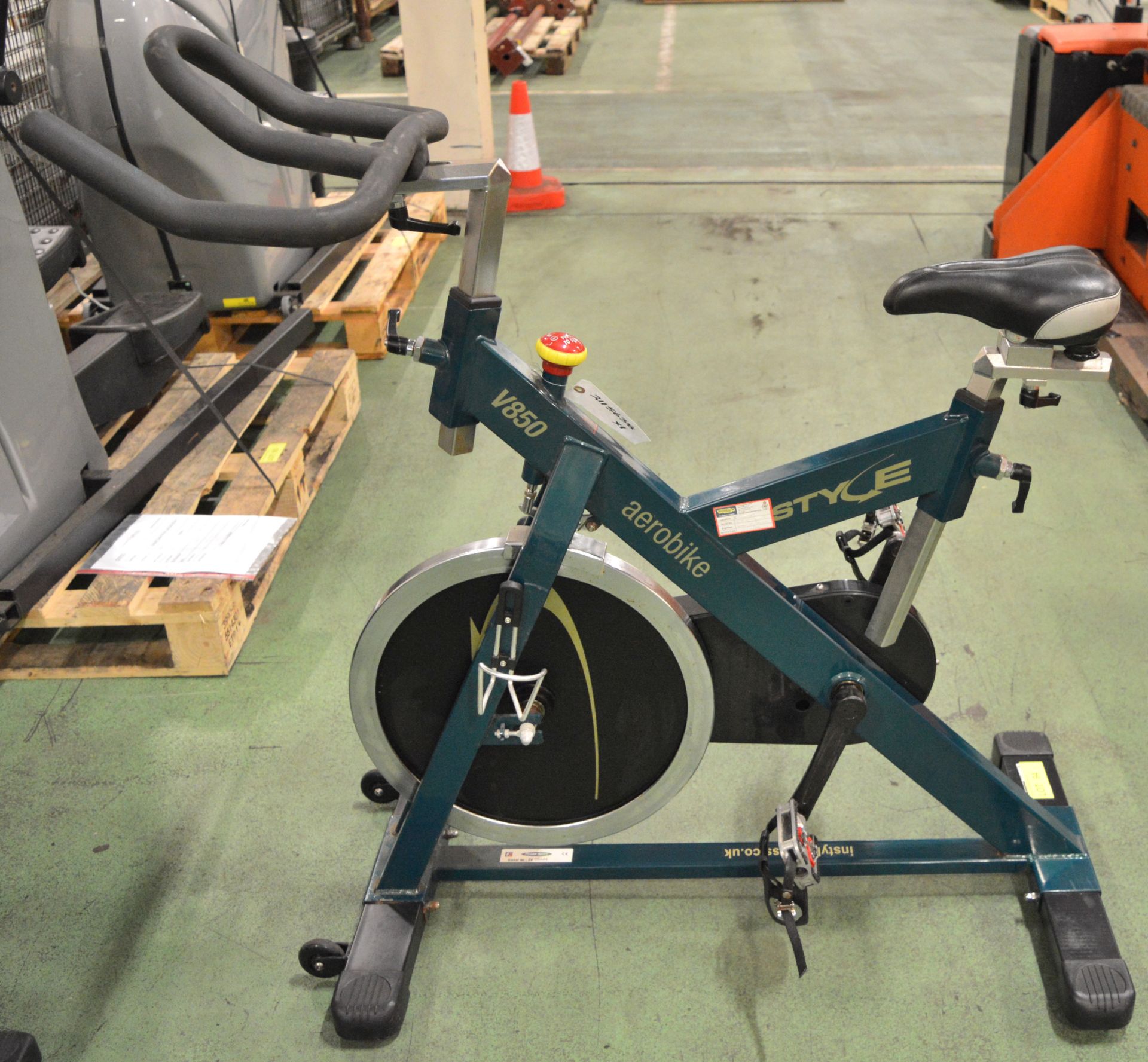 Instyle Aerobike V850 Exercise Bike.