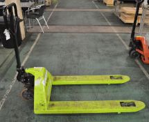 Pallet Truck.