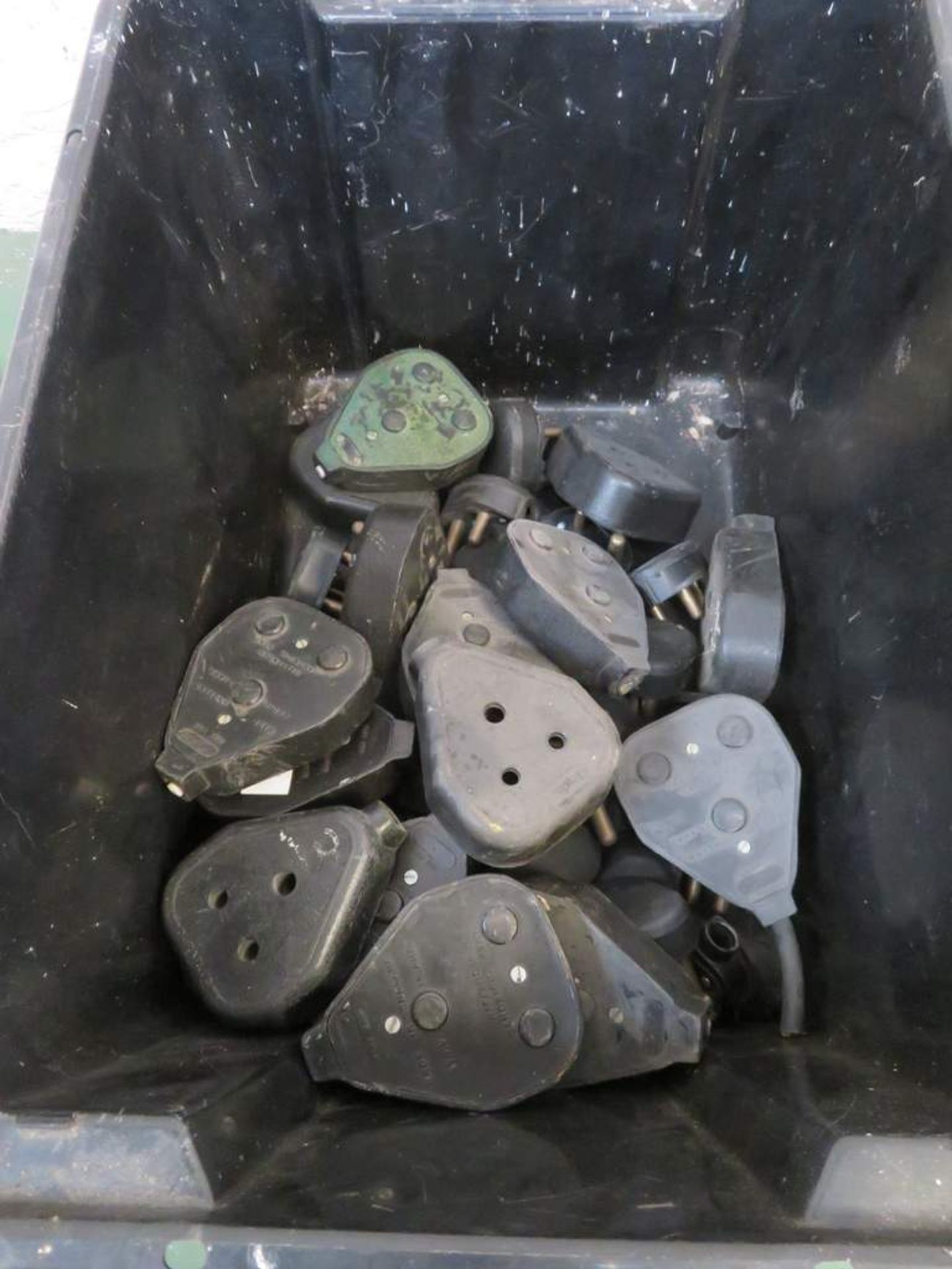 Box of 15A Plugs and Sockets