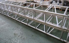 2x T2 750mm x 450mm Truss x 4m