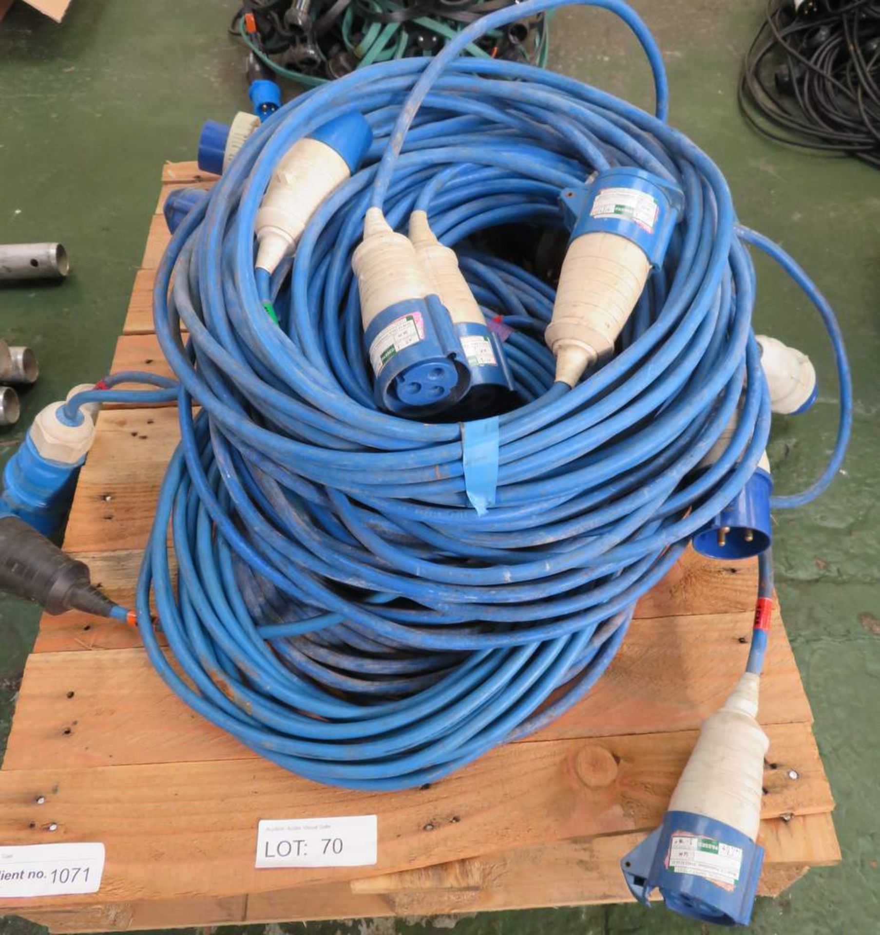 Pallet of assorted lengths 32A single phase cable - approximatley 145m