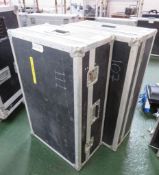 2x Desk cases. Dimensions: 91x56x31cm