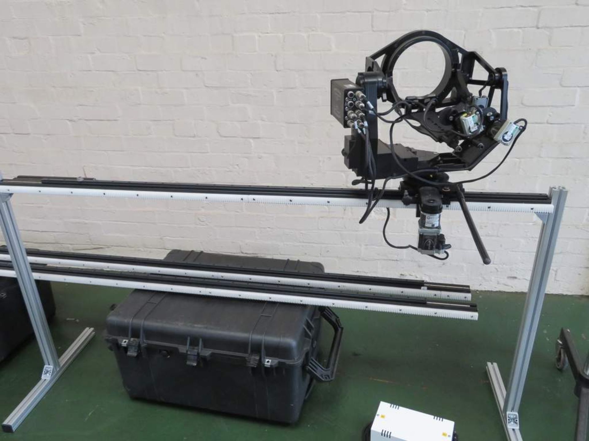 Mark Roberts Motion Control SFH 50 Professional Studio and Location Remote Camera Control System - Image 3 of 26