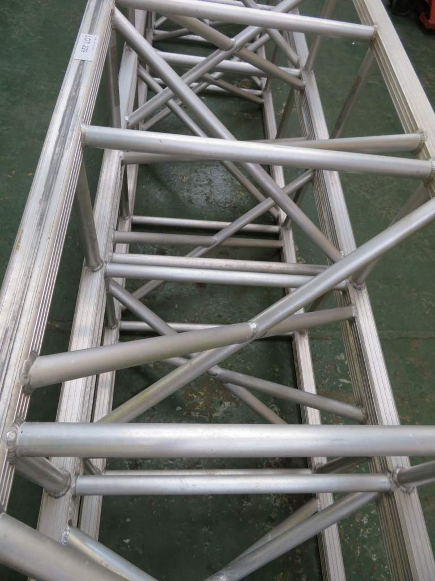 2x T2 750mm x 450mm Truss x 4m - Image 4 of 5