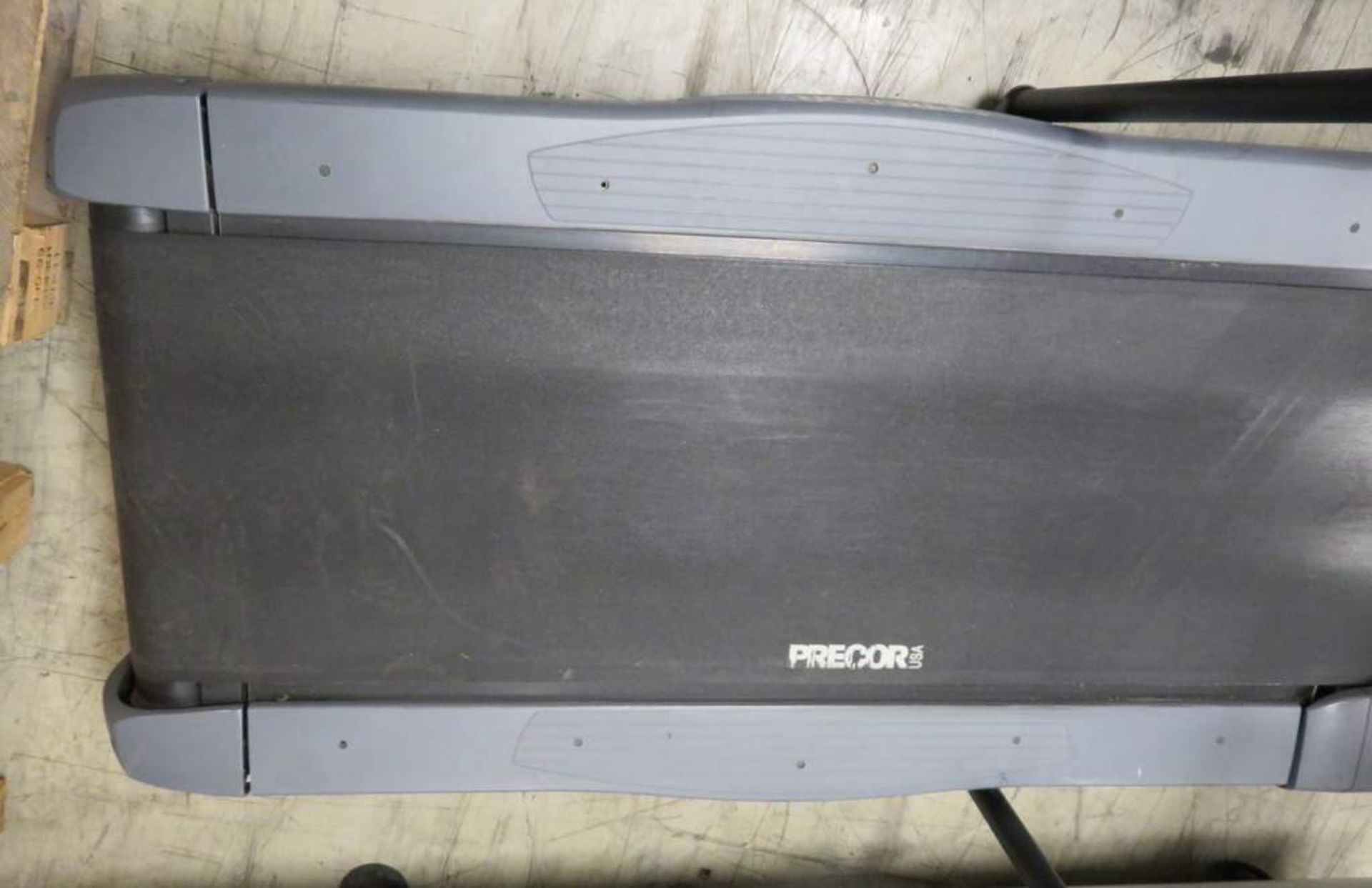 Precor USA C966i Treadmill - Bild 3 aus 9