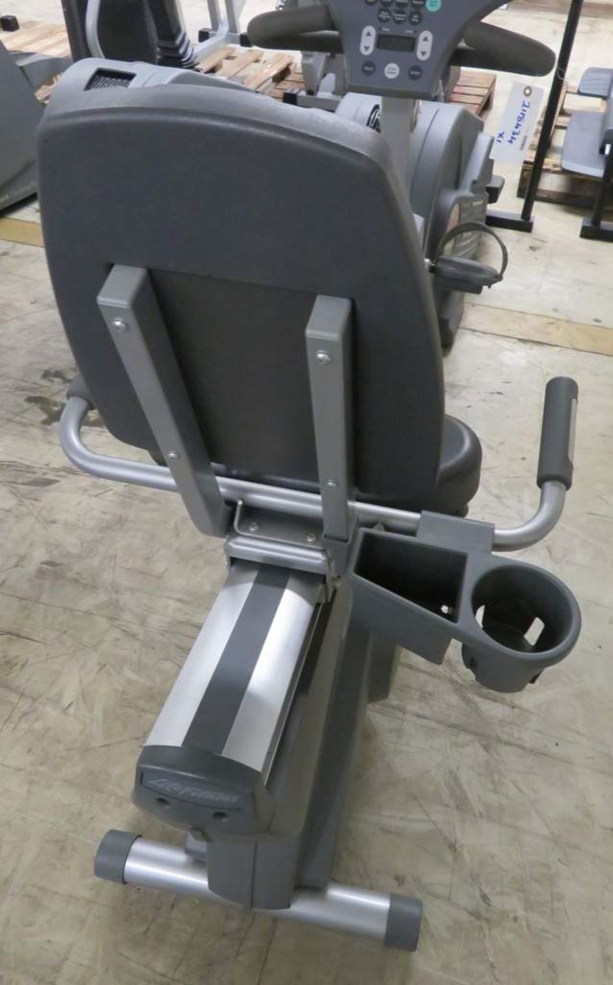 Life Fitness 95 Ri Recumbent Exercise Bike - Bild 6 aus 9