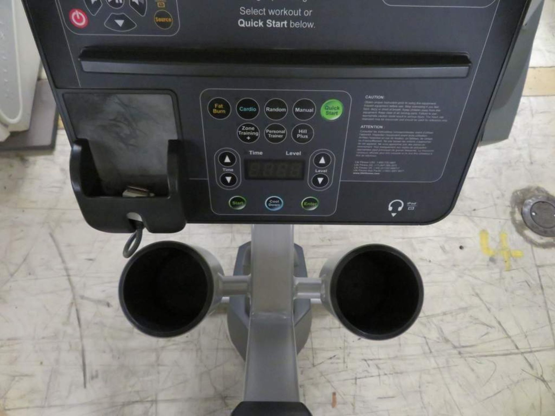 Life Fitness CLSC Upright Exercise Bike - Image 5 of 9