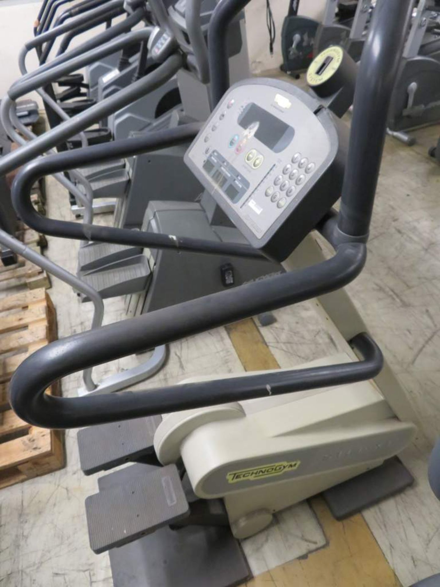 Technogym Step XT Stepper - Bild 6 aus 8