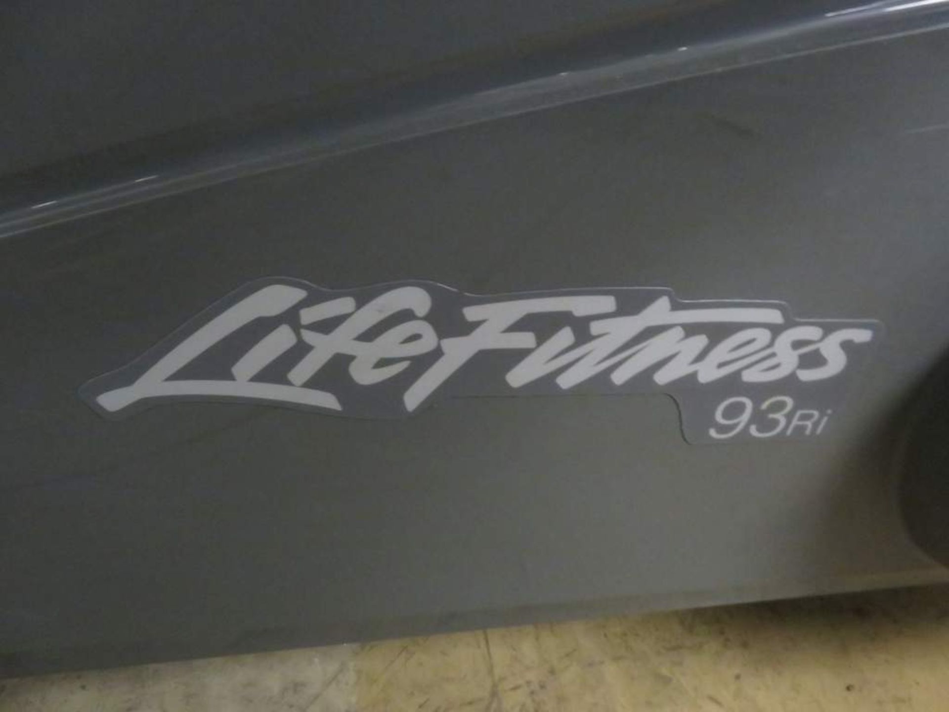 Life Fitness 93 Ri Recumbent Exercise Bike - Image 11 of 11