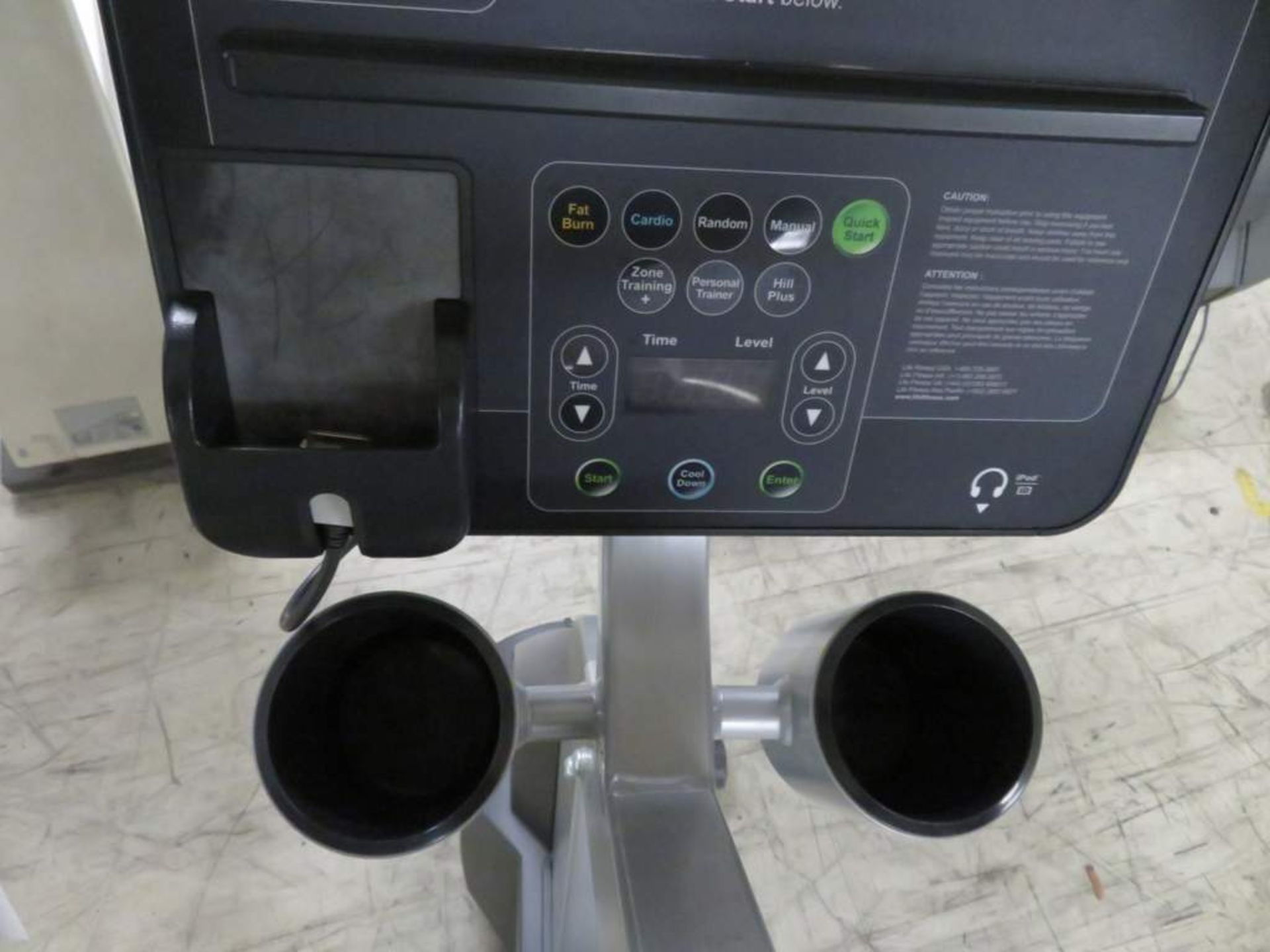 Life Fitness CLSC Upright Exercise Bike - Image 5 of 9