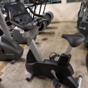 Life Fitness CLSC Upright Exercise Bike