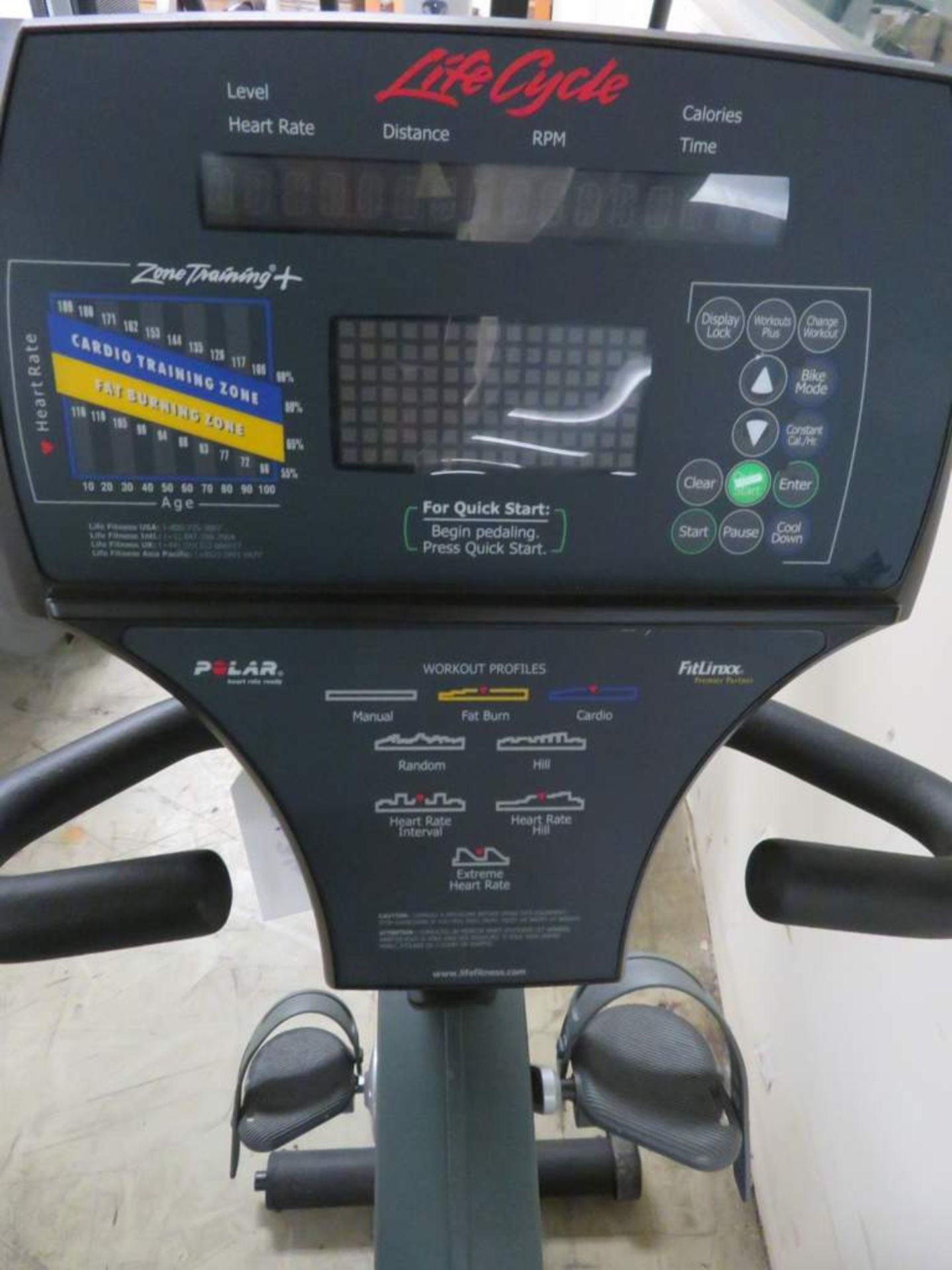 Life Fitness 9100 Recumbent Exercise Bike - Image 4 of 8