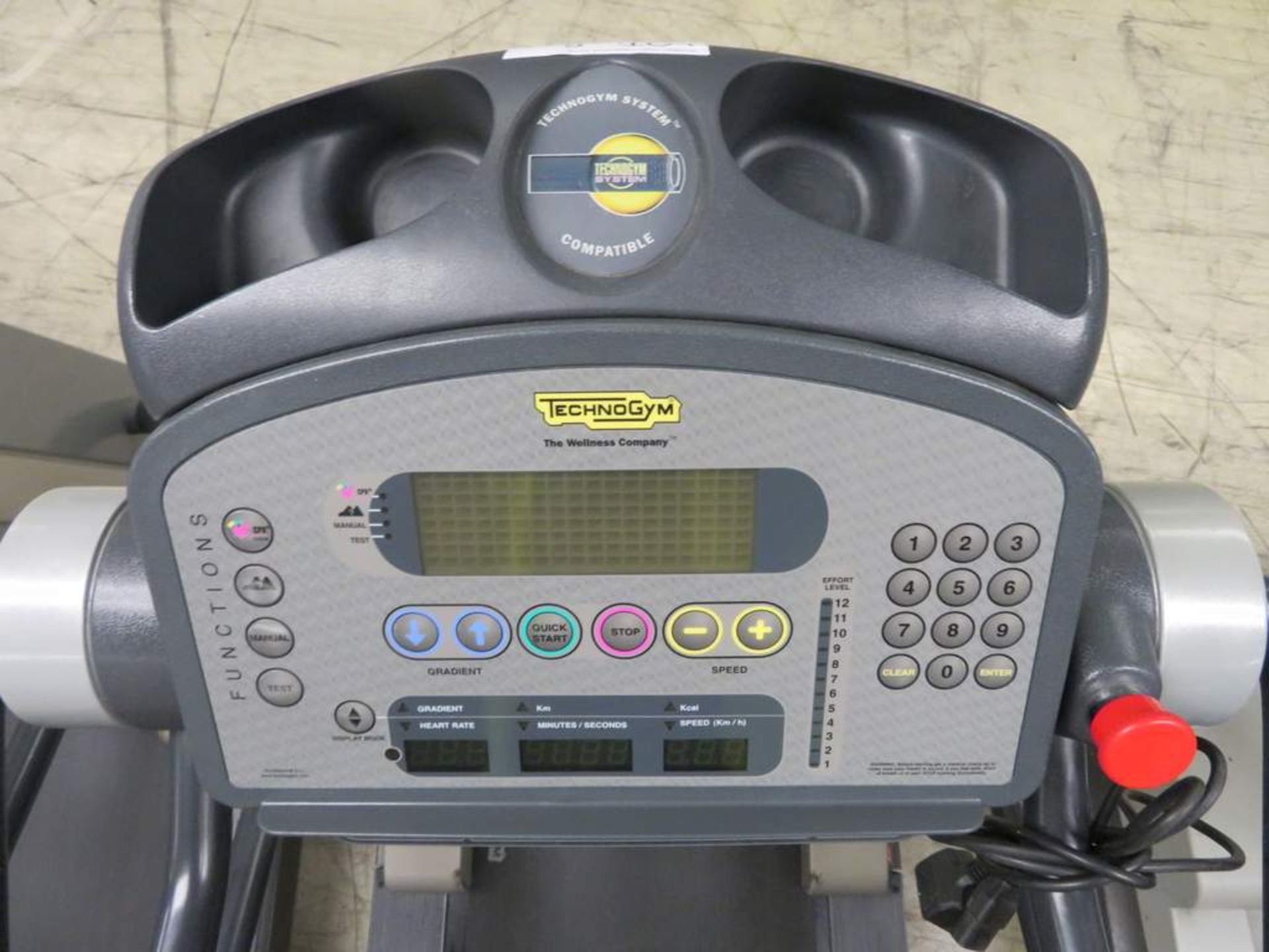 Technogym Run 600 XT PRO - Bild 5 aus 11