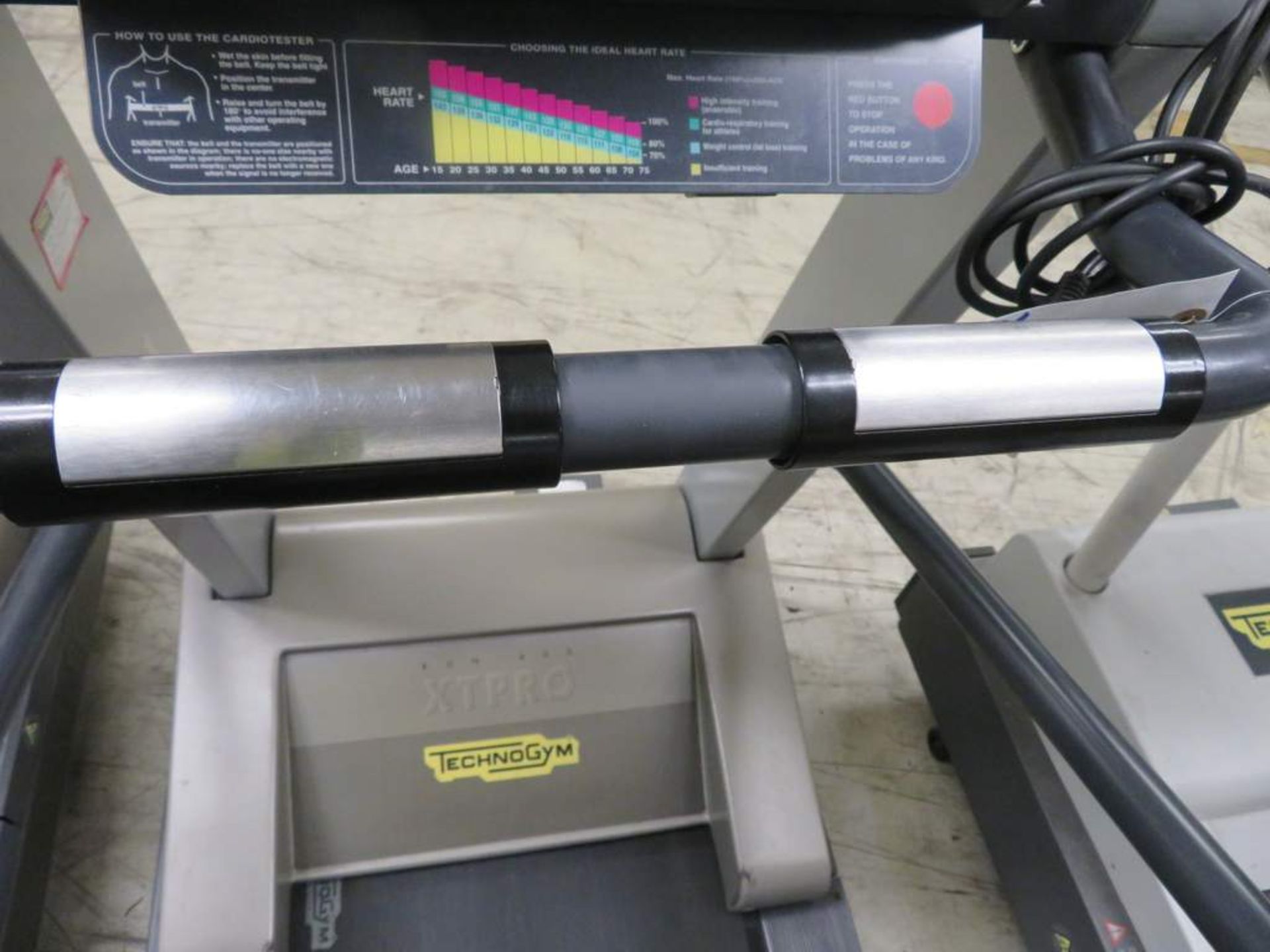 Technogym Run 600 XT PRO - Bild 6 aus 11