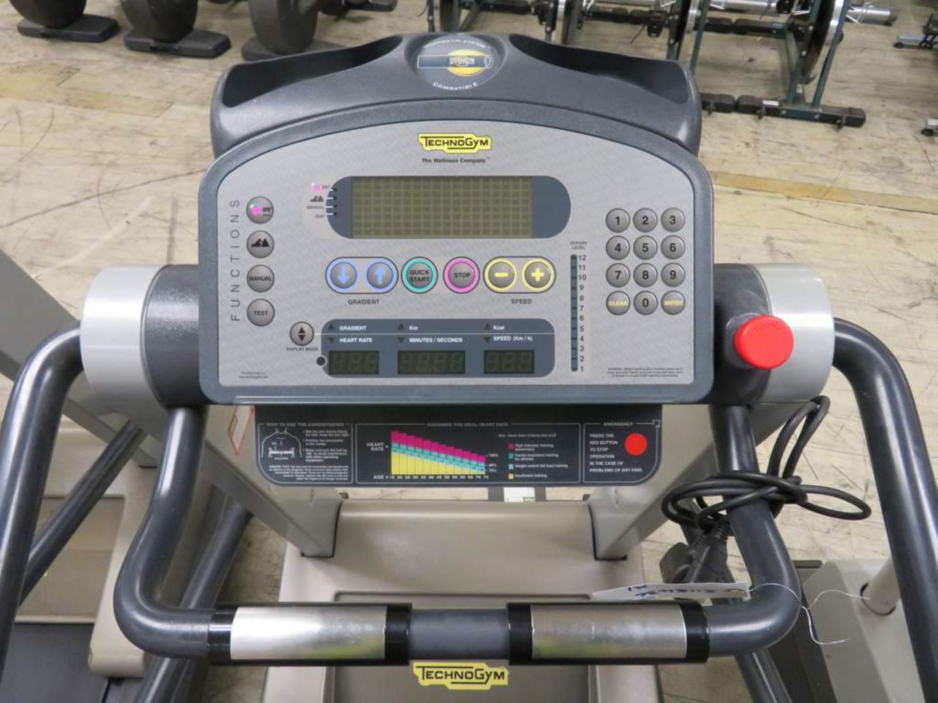 Technogym Run 600 XT PRO - Bild 4 aus 11