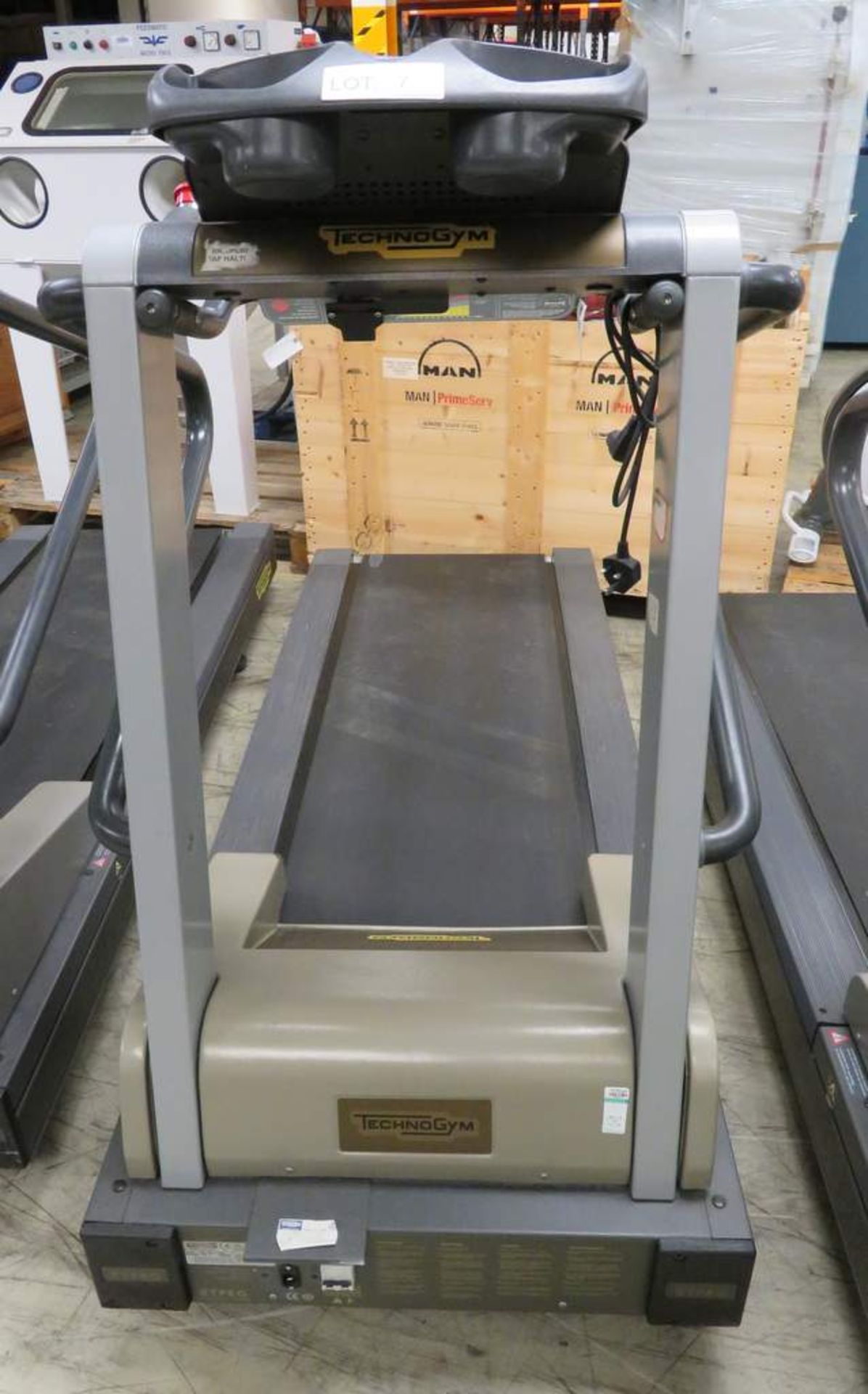 Technogym Run 600 XT PRO - Bild 9 aus 11