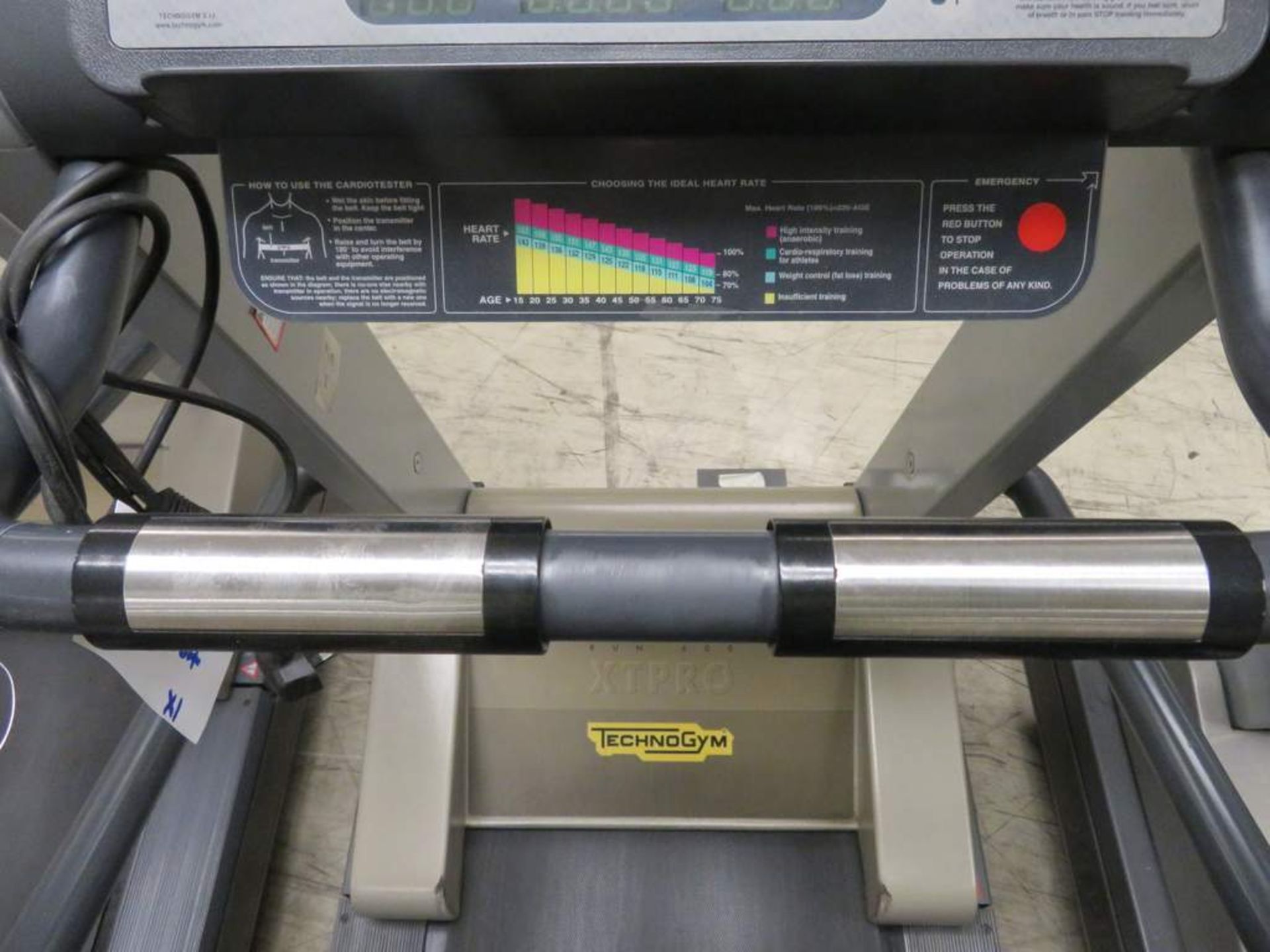 Technogym Run 600 XT PRO - Bild 6 aus 11