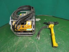 JCB COMPACT PETROL POWERED HYDRAULIC PICK