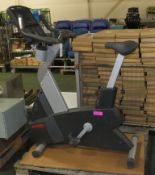 Life Fitness Club Series CLSU exercise bike