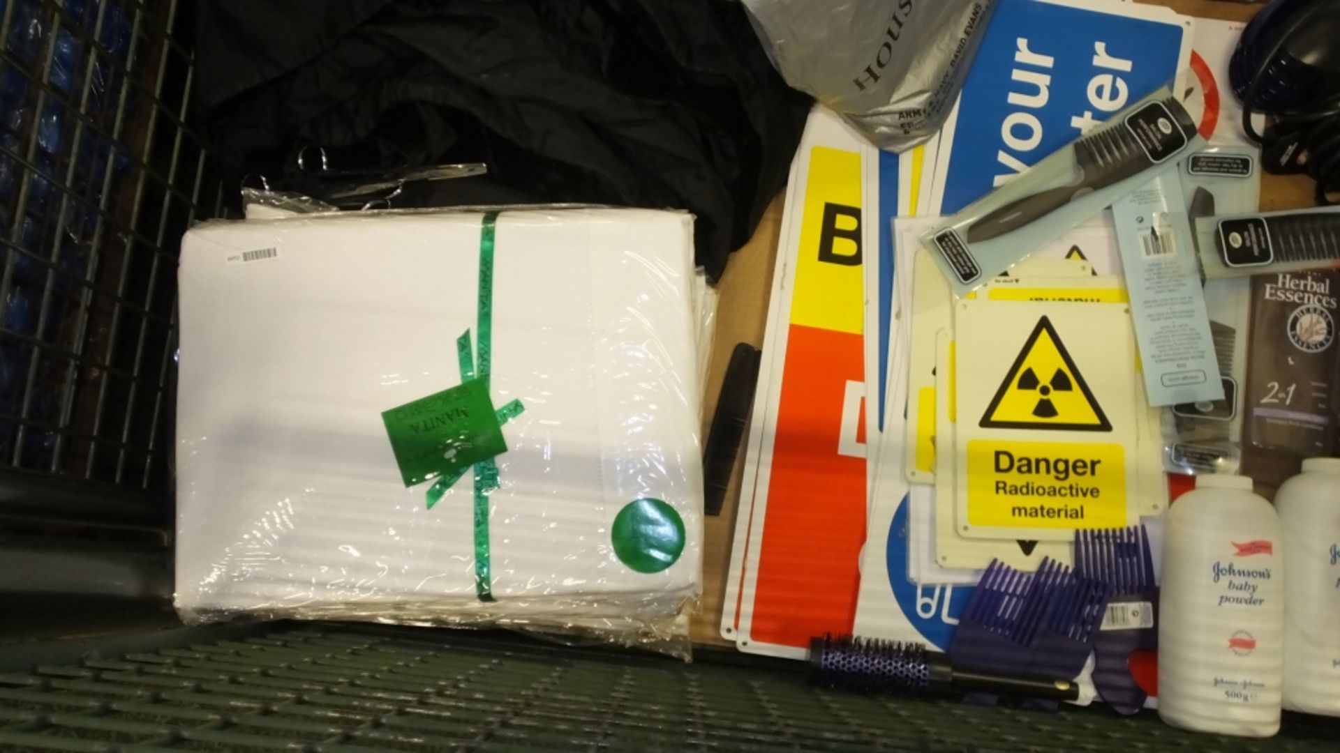 Blanket & Bed Spreads, Cotton Wool, Ntrile Gloves, Over boots Plastic, Signs Tape - Image 6 of 6