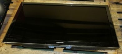 Samsung 46 LCD TV S/N Z76E35PZC09375P