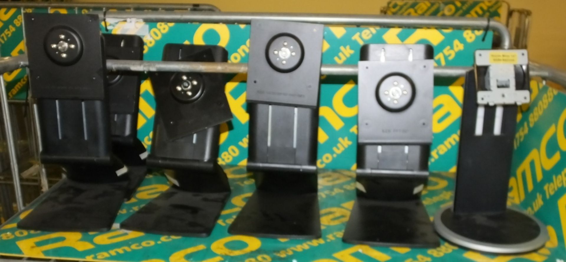 5x Monitor screen stands - HP
