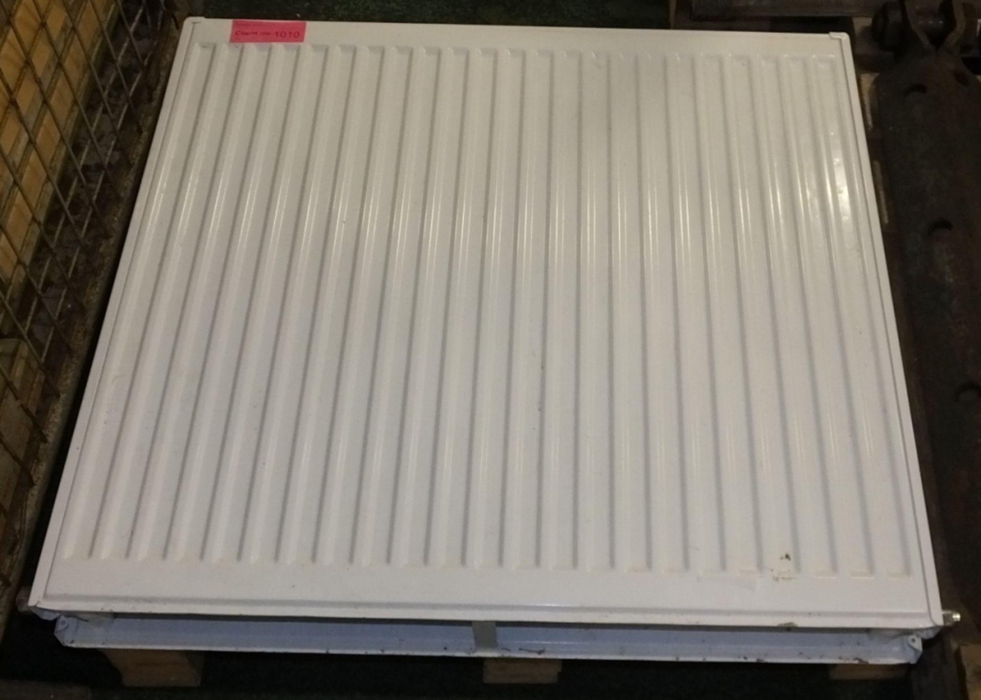 Domestic Radiator - 800 mm x 750 mm