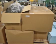 6x Boxes Plastic Containers 115 x 25 x 20mm 800 per box.