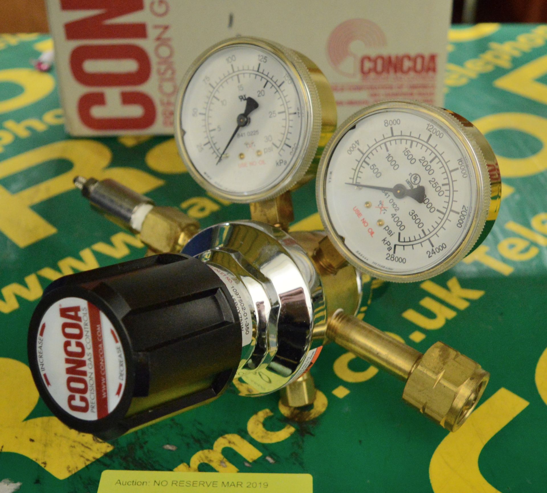 Concoa Precision Gas Regulator.