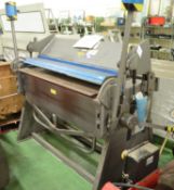 Waltons BPEM/1270x2.5 Folding Machine.