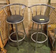 2x Chrome Bar Stools.