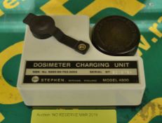 Dosimeter Charging Unit Model 4800.