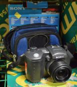 Sony MVC-CD500 Digital Camera.