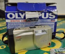 Olympus C-840L Digital Camera.