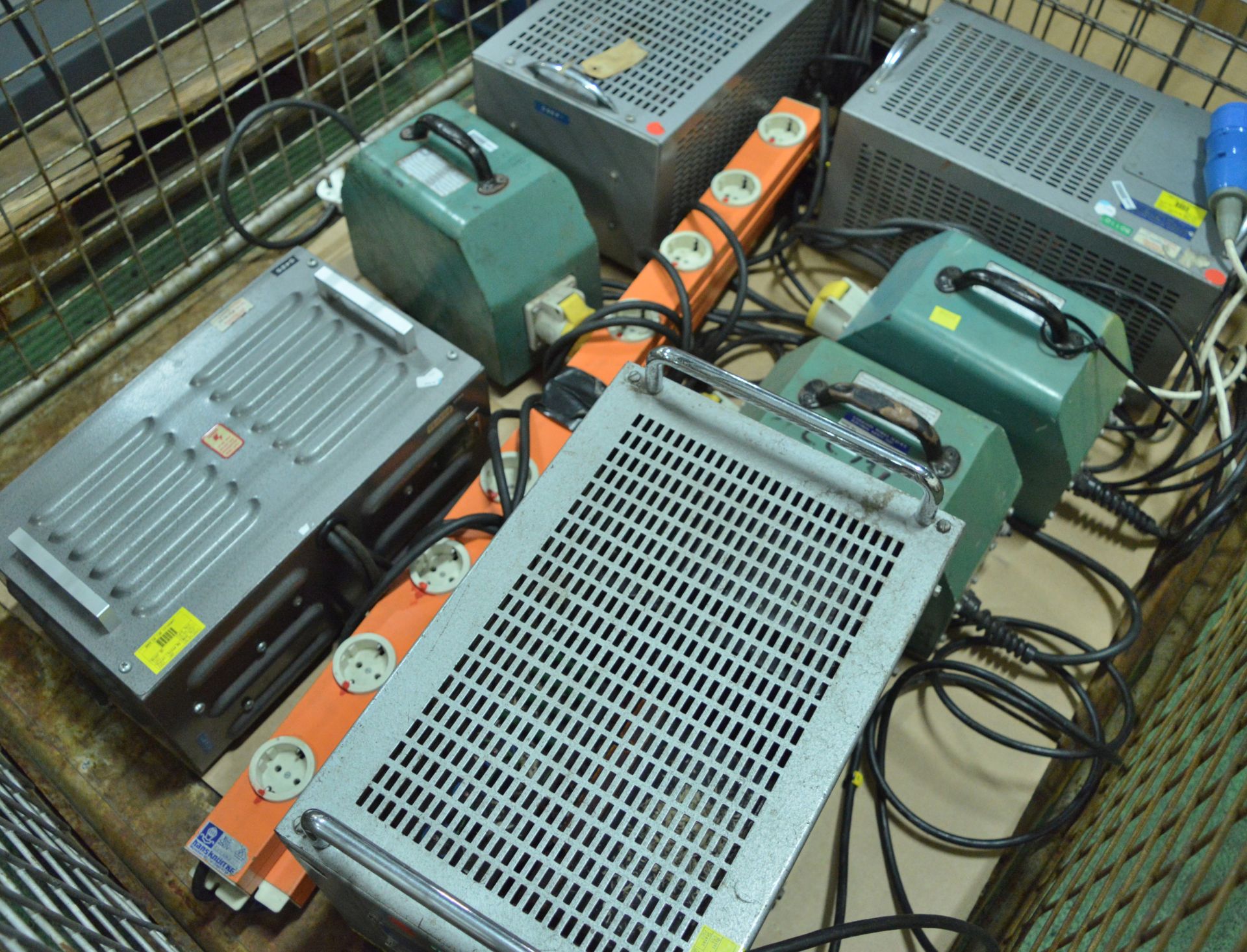 Claude Lyons AC Voltage Stabilisers. Block SPAR-TRAFO 110V Transformers. - Image 3 of 3