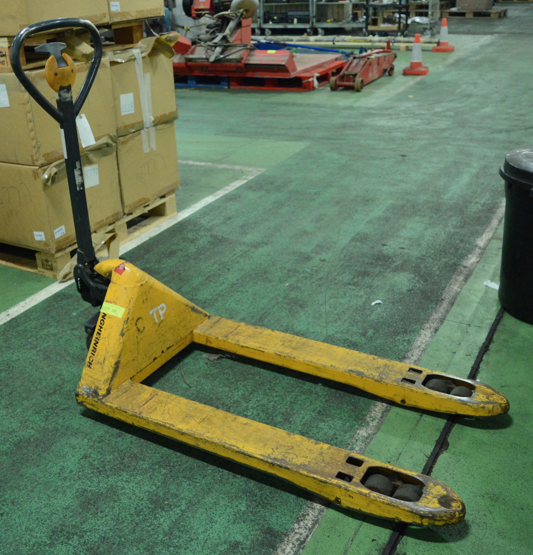 Pallet Truck.