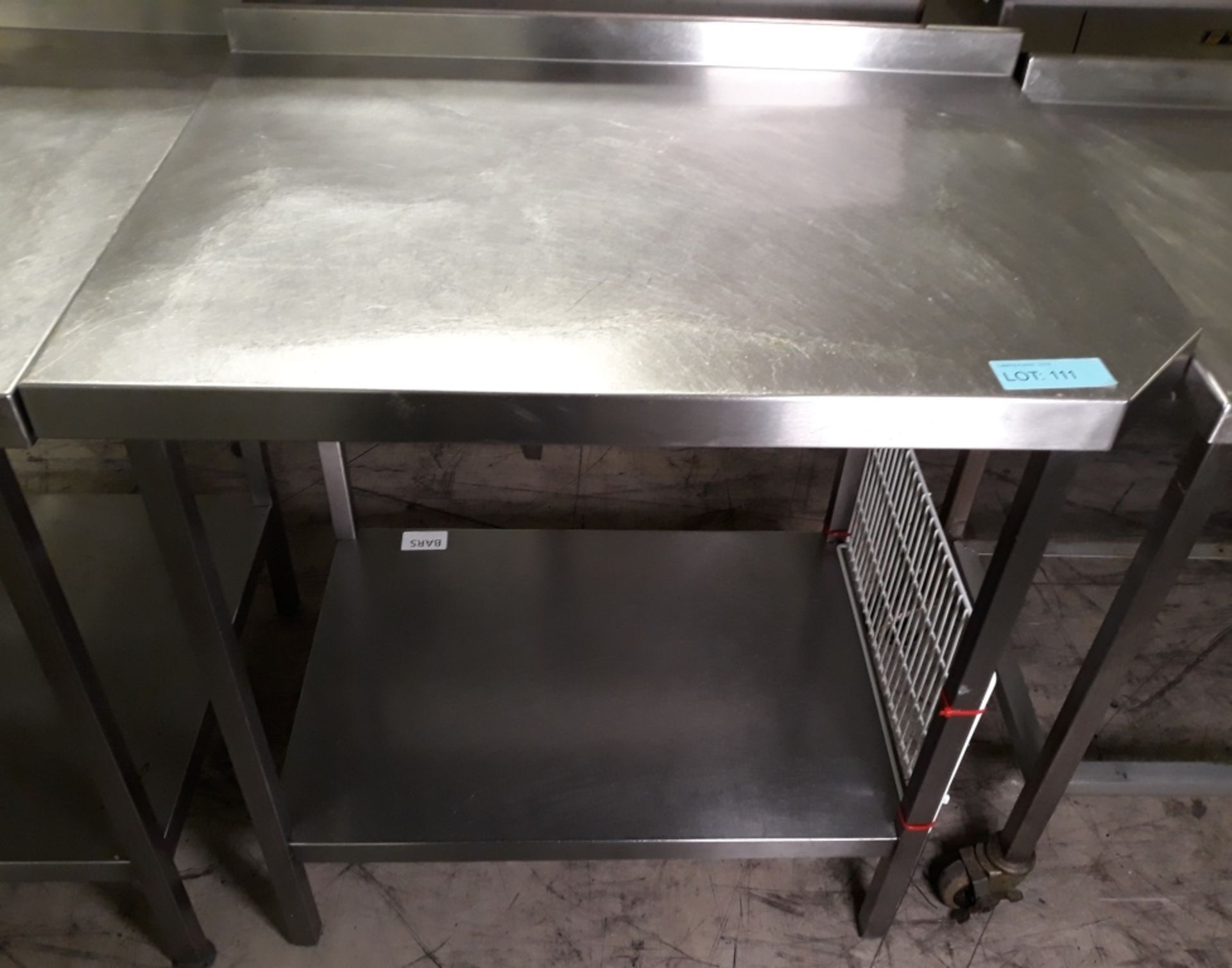 Stainless steel table - 90 x 65cm.
