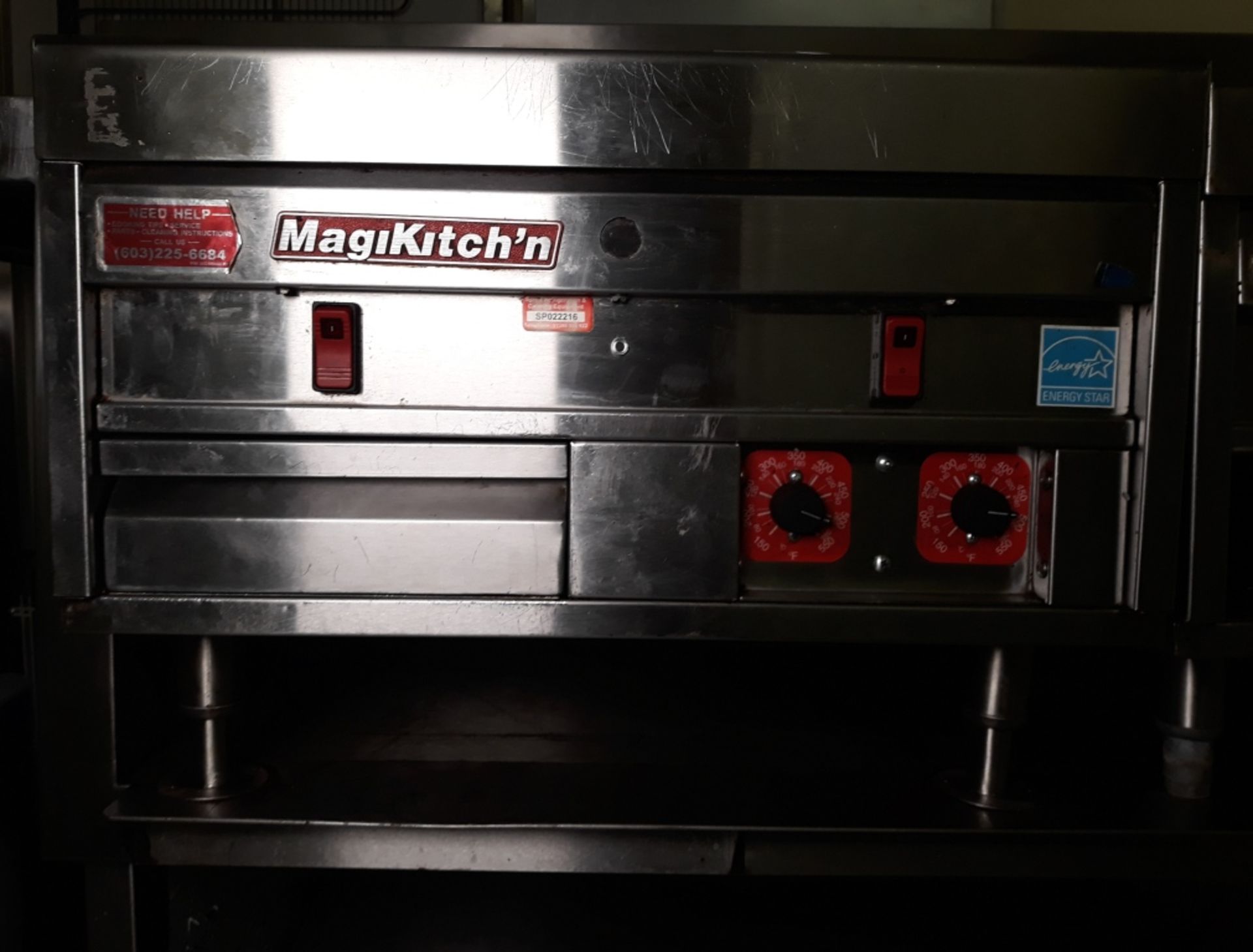 MagiKitch'n large double gas griddle in moveable workstation. - Image 4 of 9