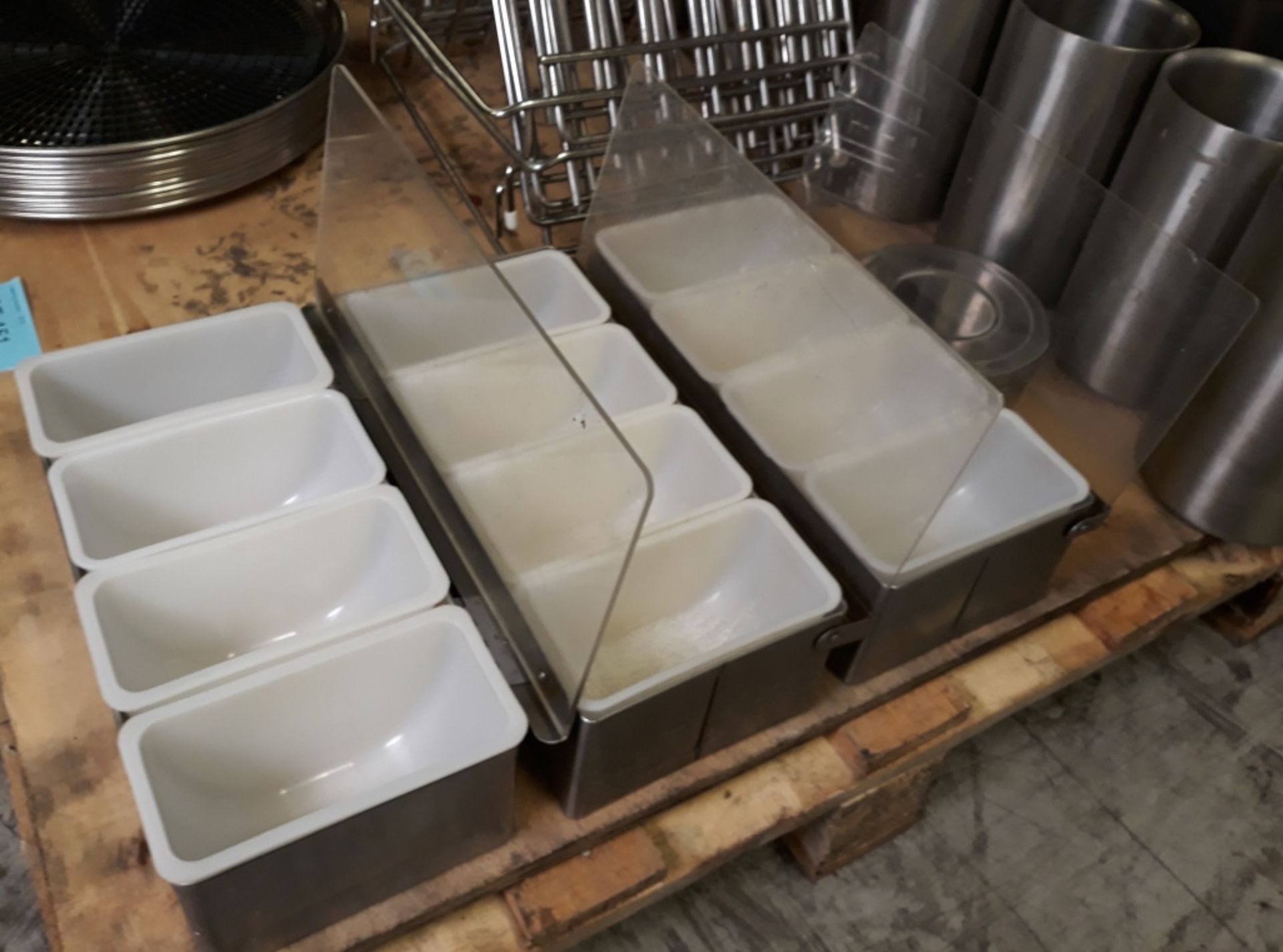 Various storage containers, serving trays, mixing bowls. - Image 2 of 5